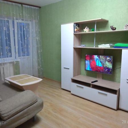 Apartment On Novo-Roslavlskaya 4 Smolensk Ngoại thất bức ảnh