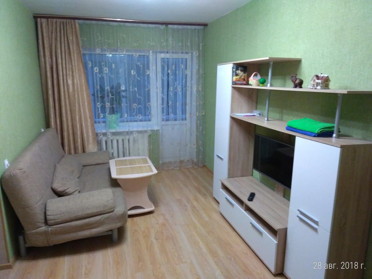 Apartment On Novo-Roslavlskaya 4 Smolensk Ngoại thất bức ảnh